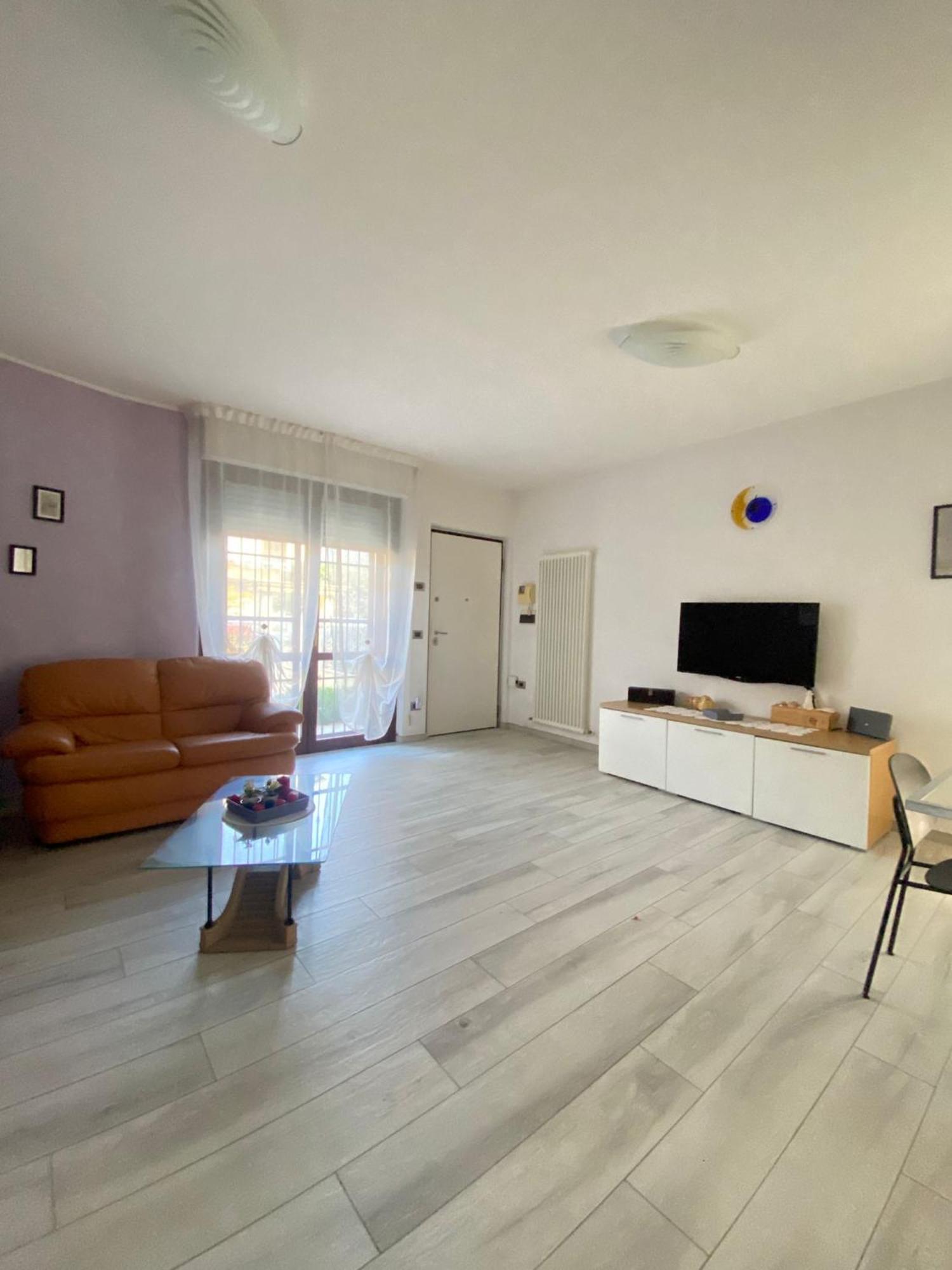 Caserma Guelfa - Casa Vacanza Chiarina سان بنيديتّو ديل ترونتو المظهر الخارجي الصورة